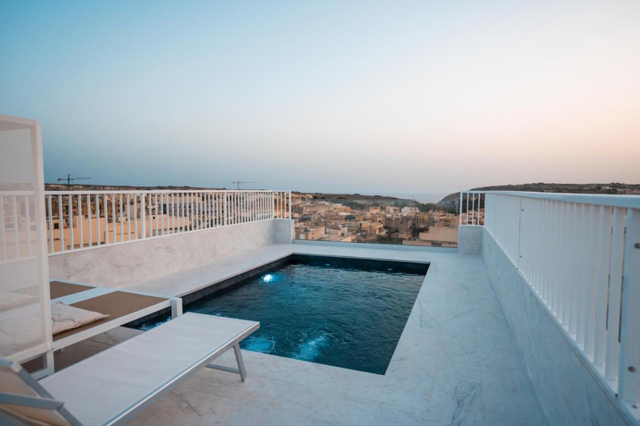 Anici Crt Penthouse 4 - With Private Rooftop Pool Victoria Extérieur photo