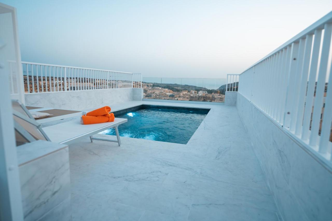Anici Crt Penthouse 4 - With Private Rooftop Pool Victoria Extérieur photo