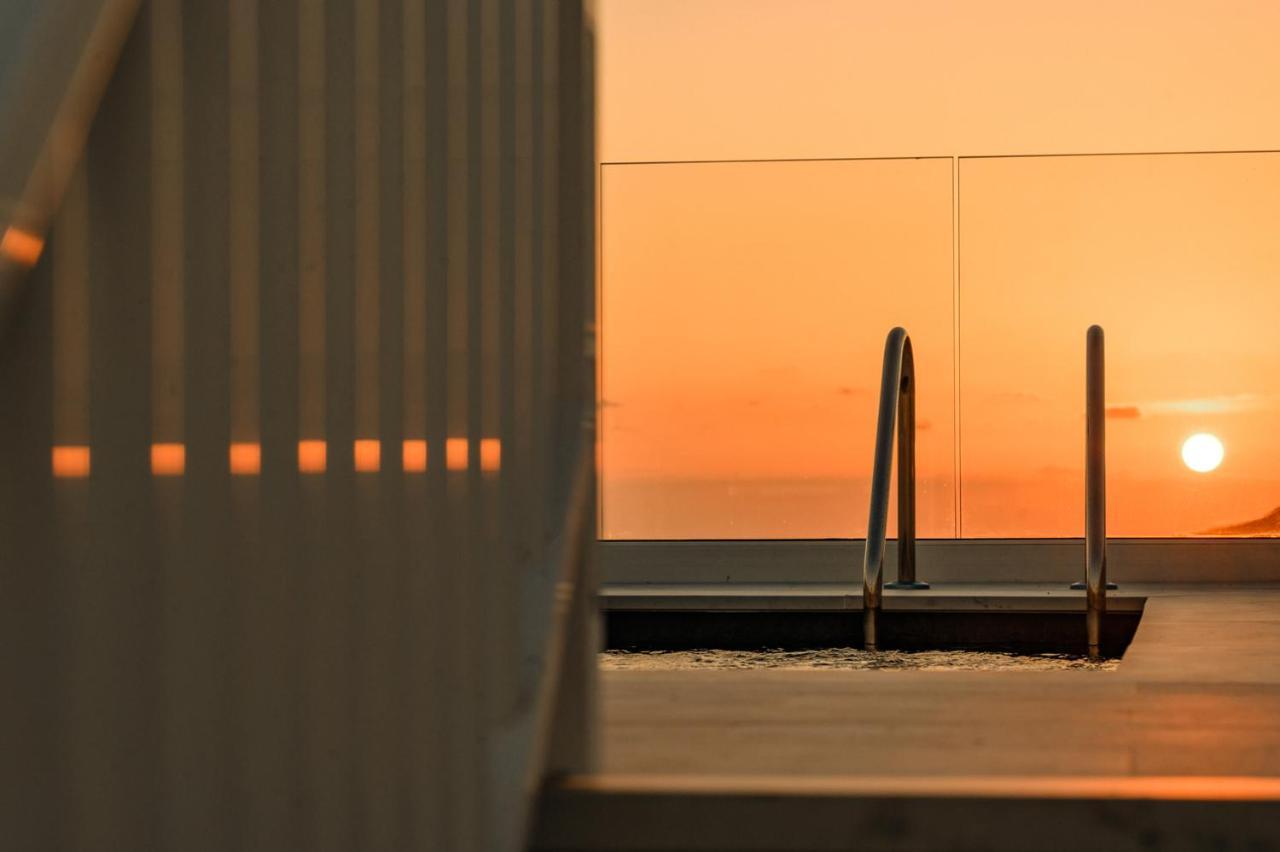 Anici Crt Penthouse 4 - With Private Rooftop Pool Victoria Extérieur photo